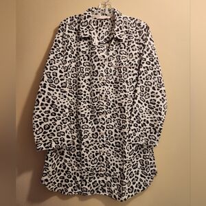 Victoria's Secret Black and White Leopard Print Sleepshirt
